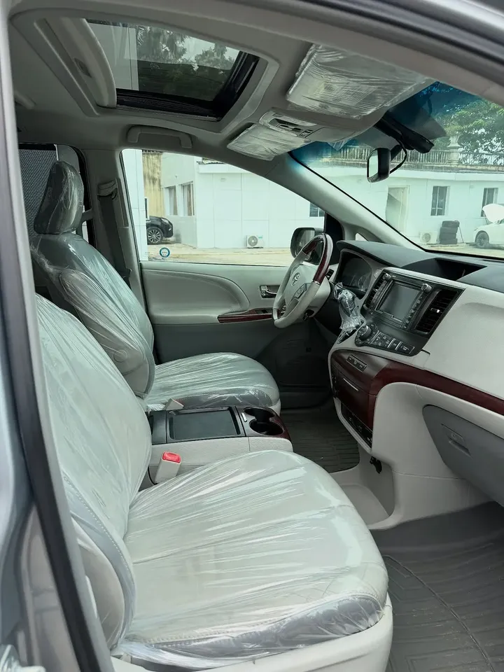 fifthgearautos-20260117-0002