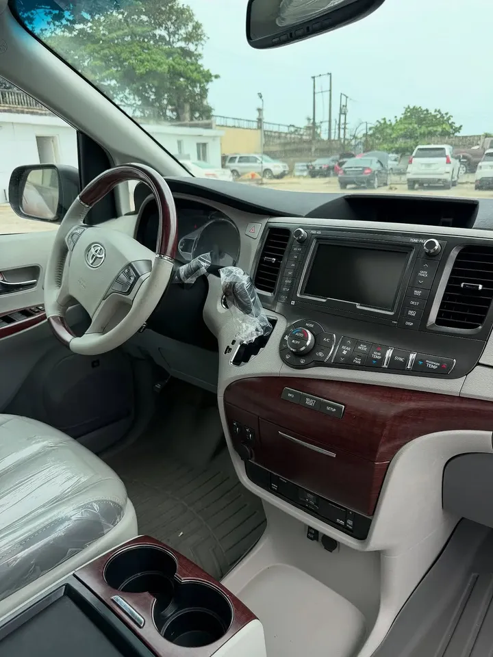 fifthgearautos-20260117-0003