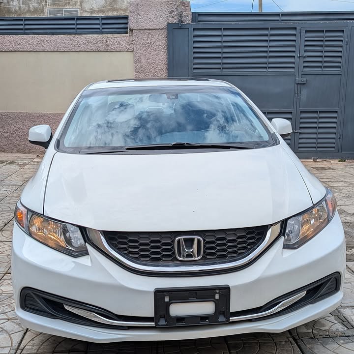 r9_cars__-20251222-0002